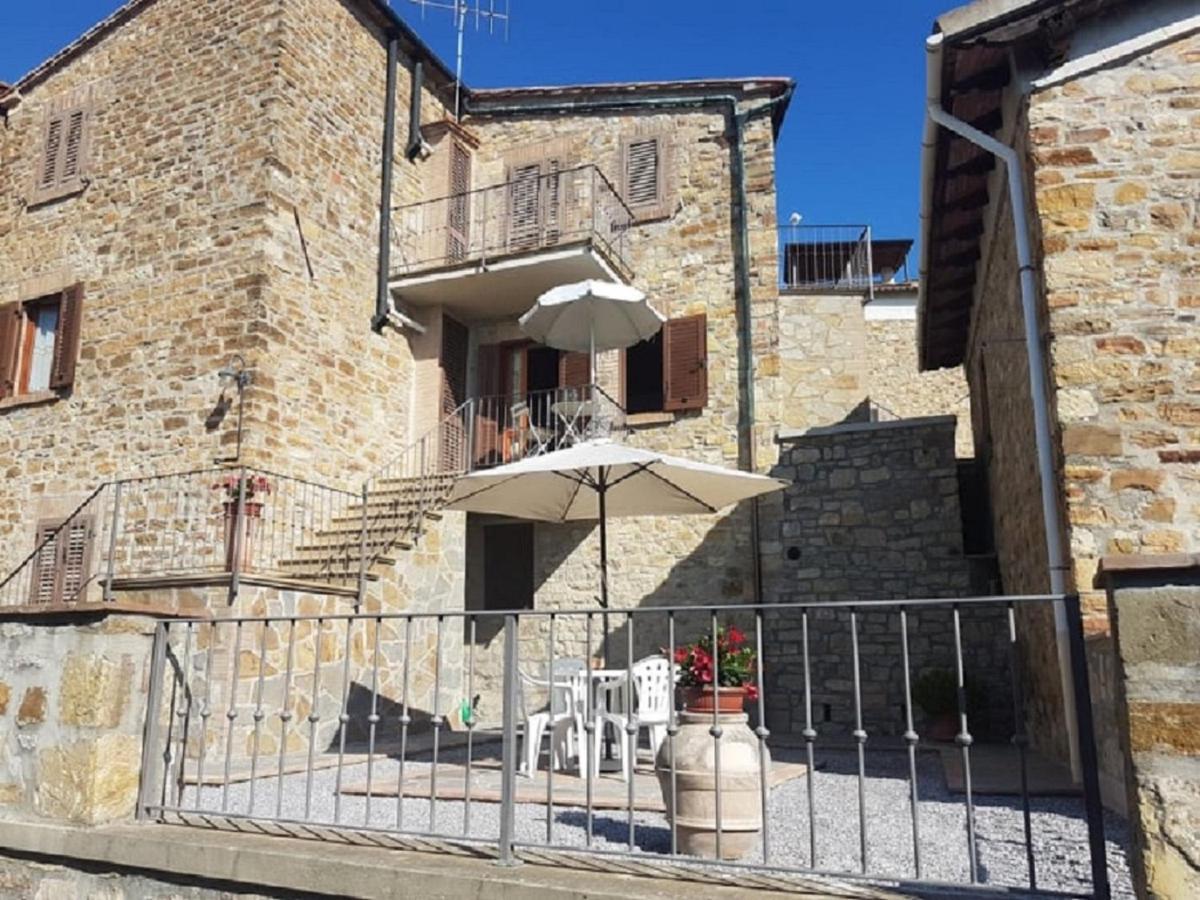 Beautiful Apartment With Exclusive Garden And Terrace Monteverdi Marittimo Bagian luar foto