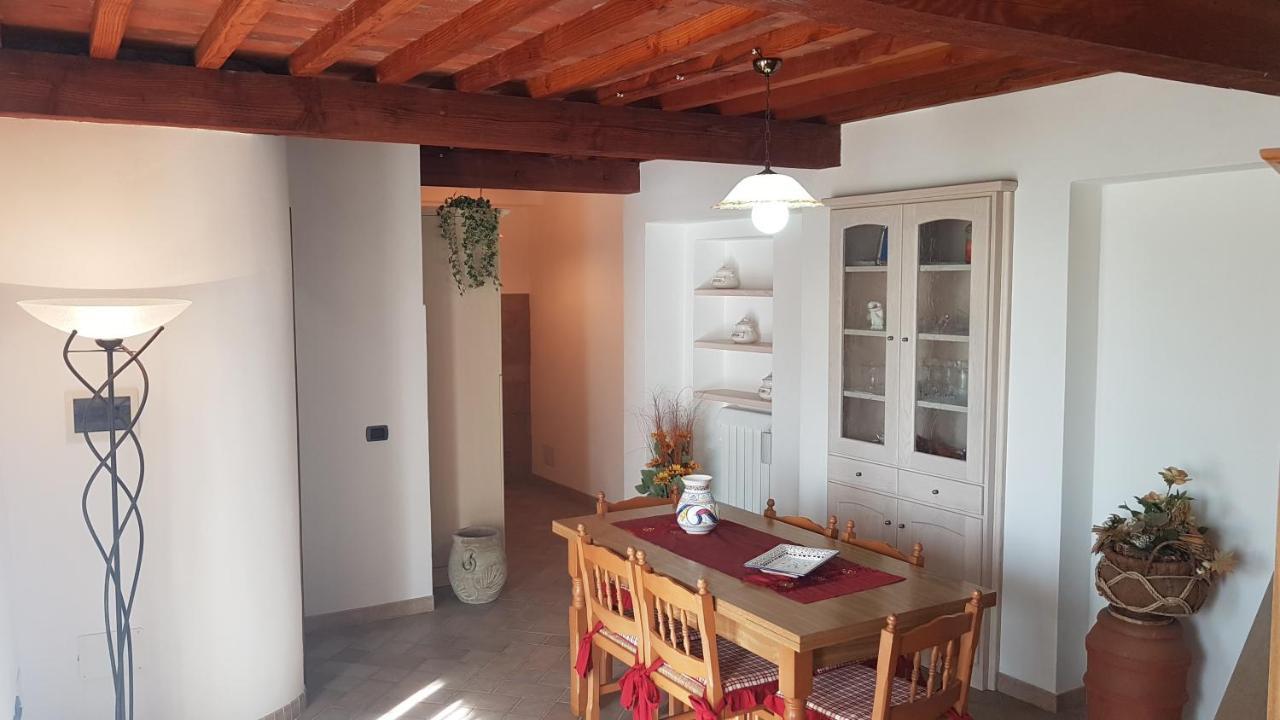 Beautiful Apartment With Exclusive Garden And Terrace Monteverdi Marittimo Bagian luar foto