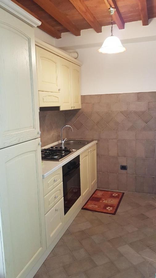 Beautiful Apartment With Exclusive Garden And Terrace Monteverdi Marittimo Bagian luar foto